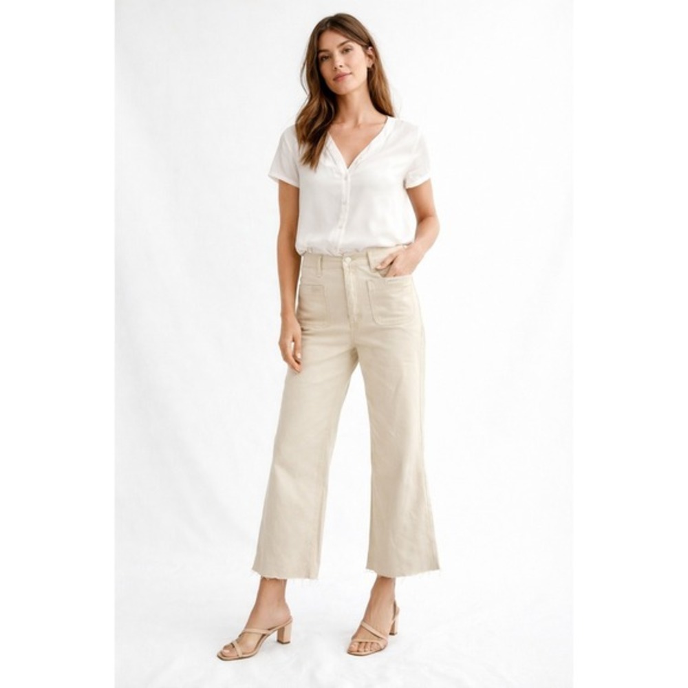 Blue By Artemis Malia Cropped Pants‎ Size 12 Khaki Beige Built-In Sculpt NWT